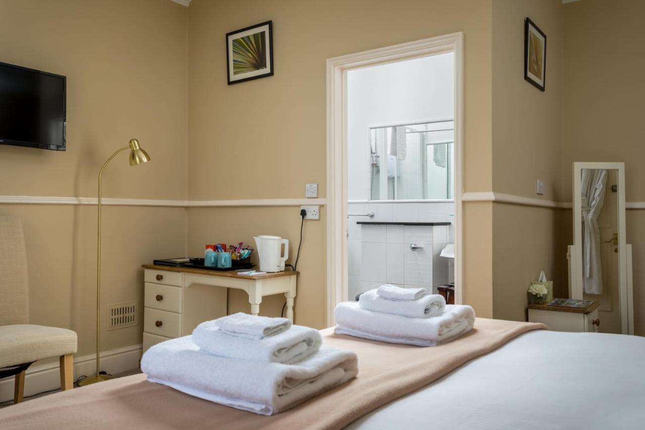 Guest house Crossways Cheltenham