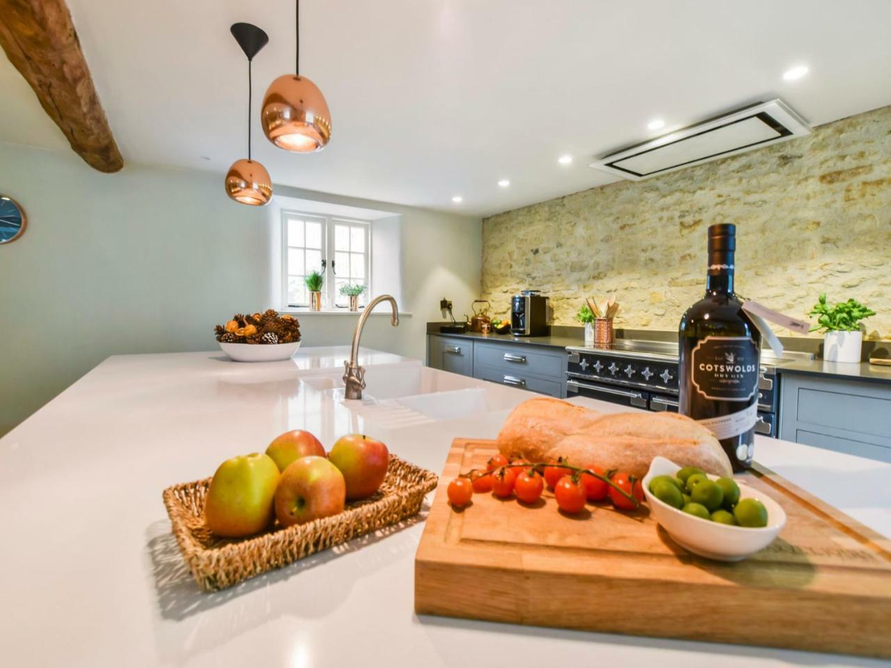 Holiday home Westerleigh *