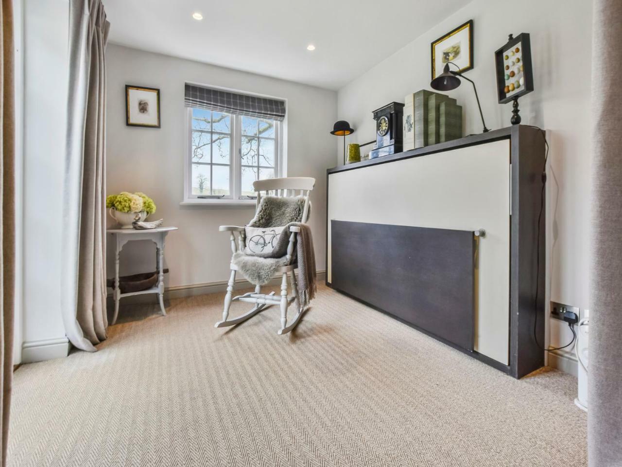 Holiday home Westerleigh *
