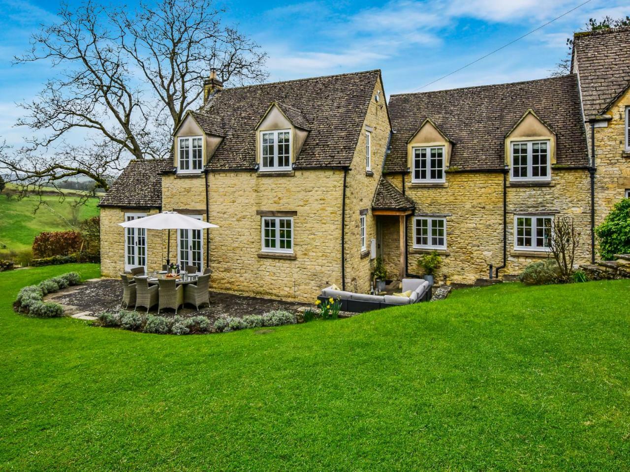 Westerleigh Holiday home