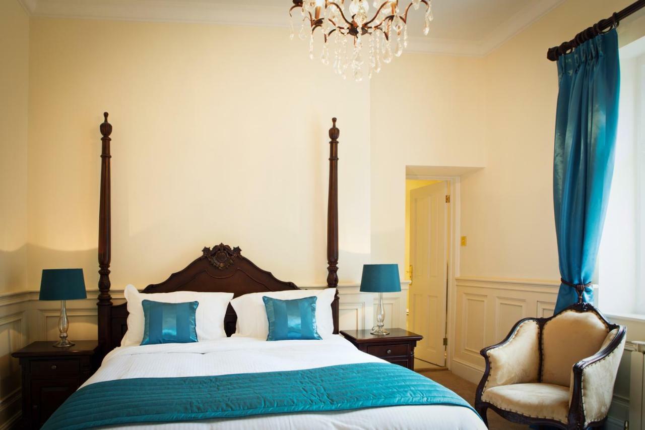 Manor By The