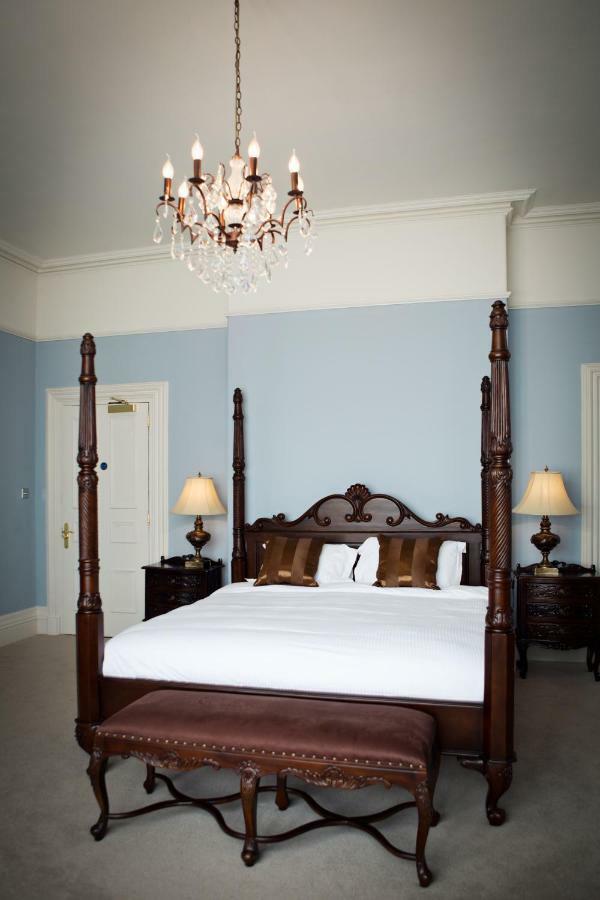 Hotel Manor By The