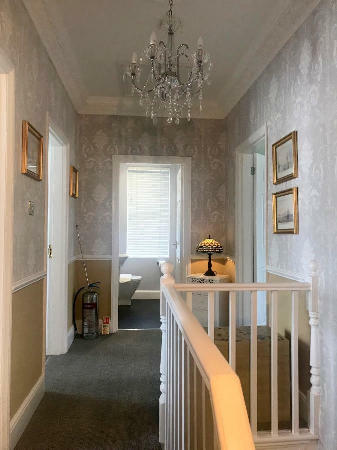 Burlington House 4*