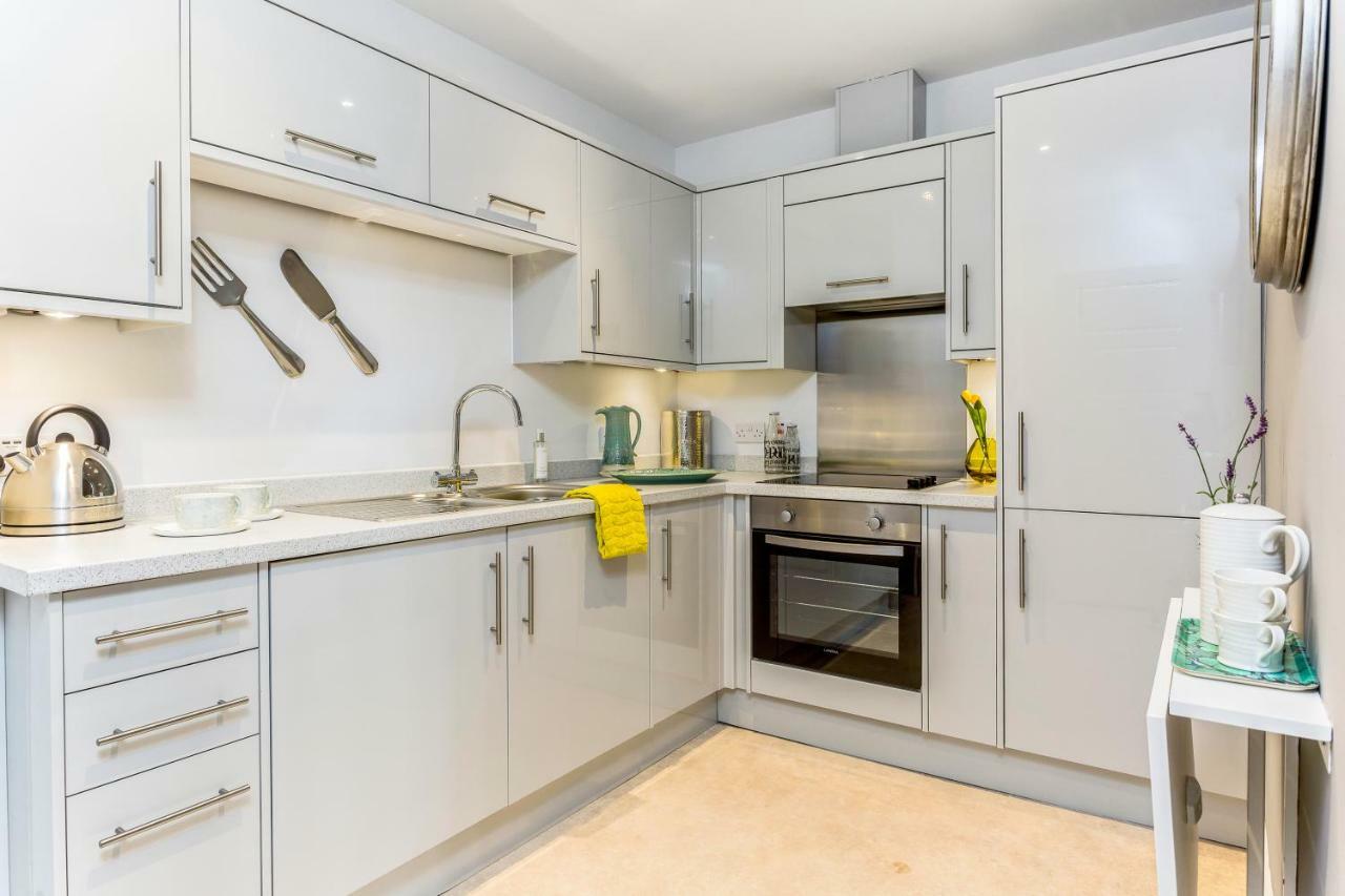 Apartment 3, Gainsborough House *