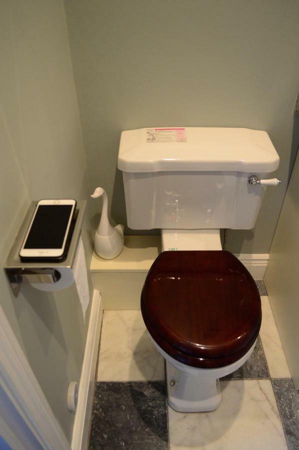 Apartment Flat 3, 6 Lypiatt Terrace Gloucestershire Gl50 2sx Cheltenham