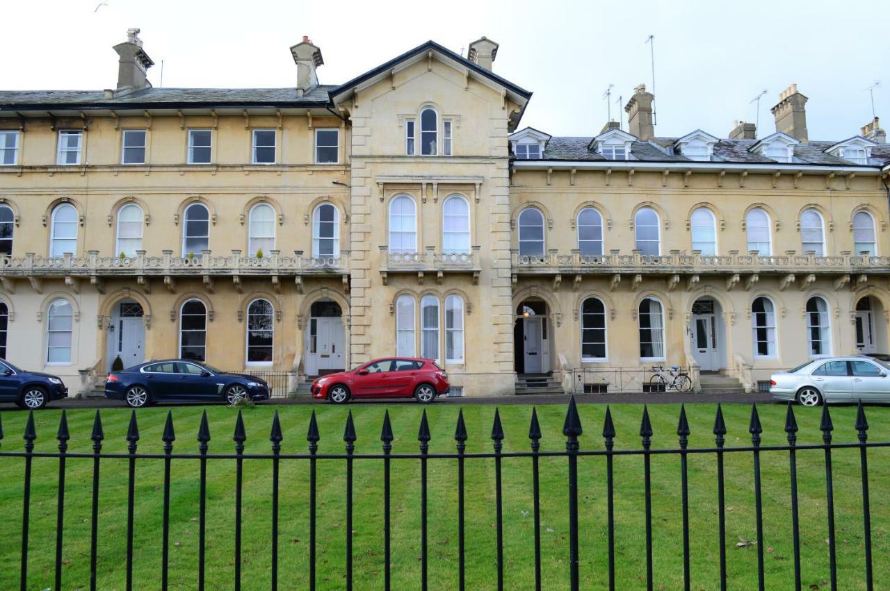 Flat 3, 6 Lypiatt Terrace Gloucestershire Gl50 2sx Cheltenham