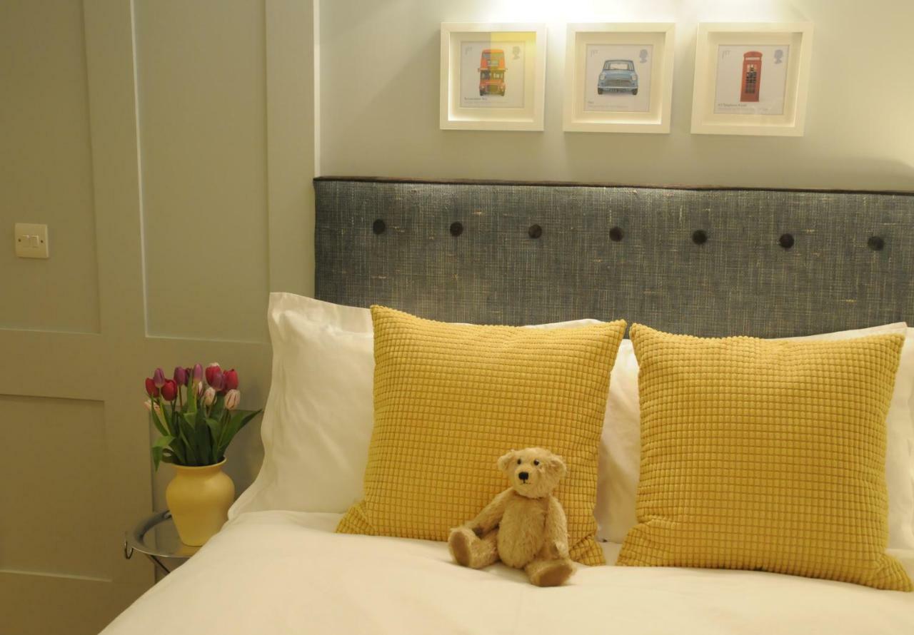 Mulberry * Cheltenham