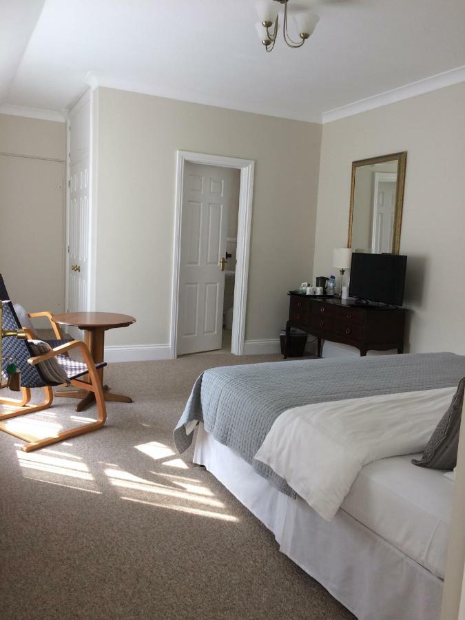 Bed & Breakfast Little Manor Cheltenham