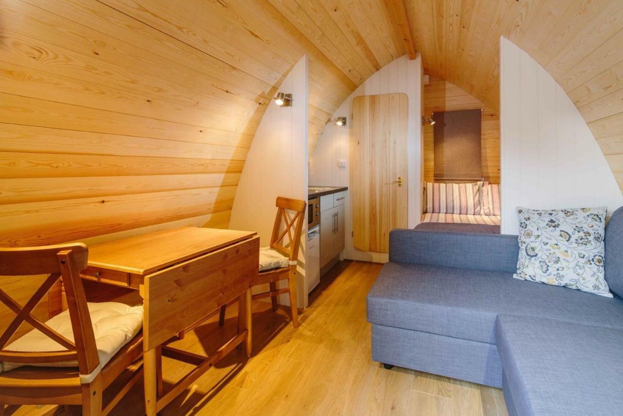 Campion Glamping Pod * Cheltenham