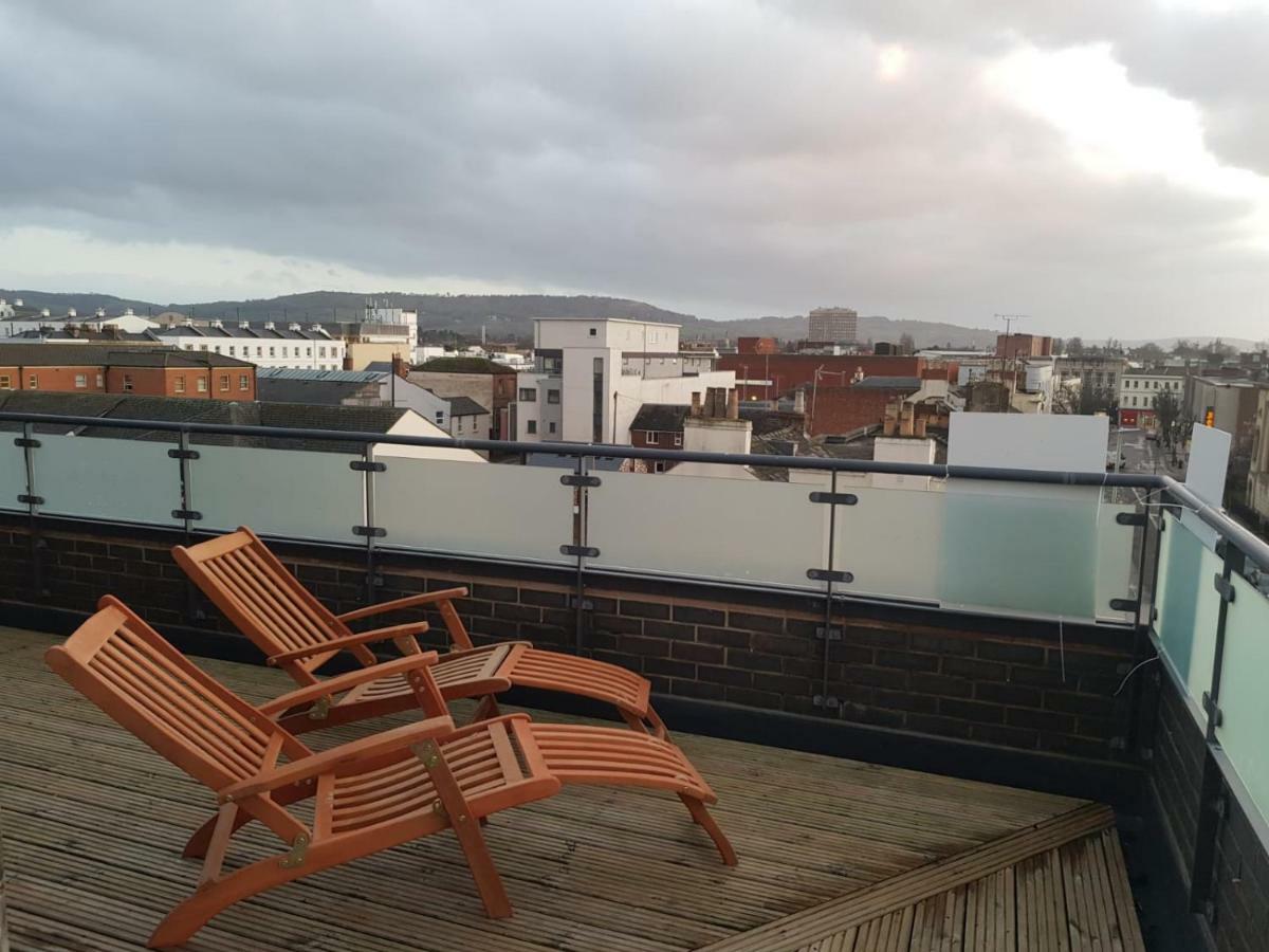 Penthouse With Hot Tub & Views 23 Apartment *