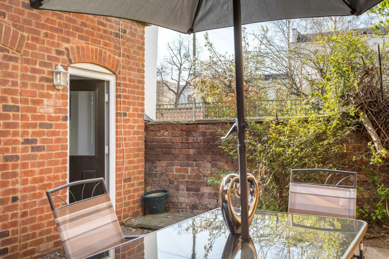 Curb - Fabulous Town House 5 Min Walk To Town Centre Cheltenham