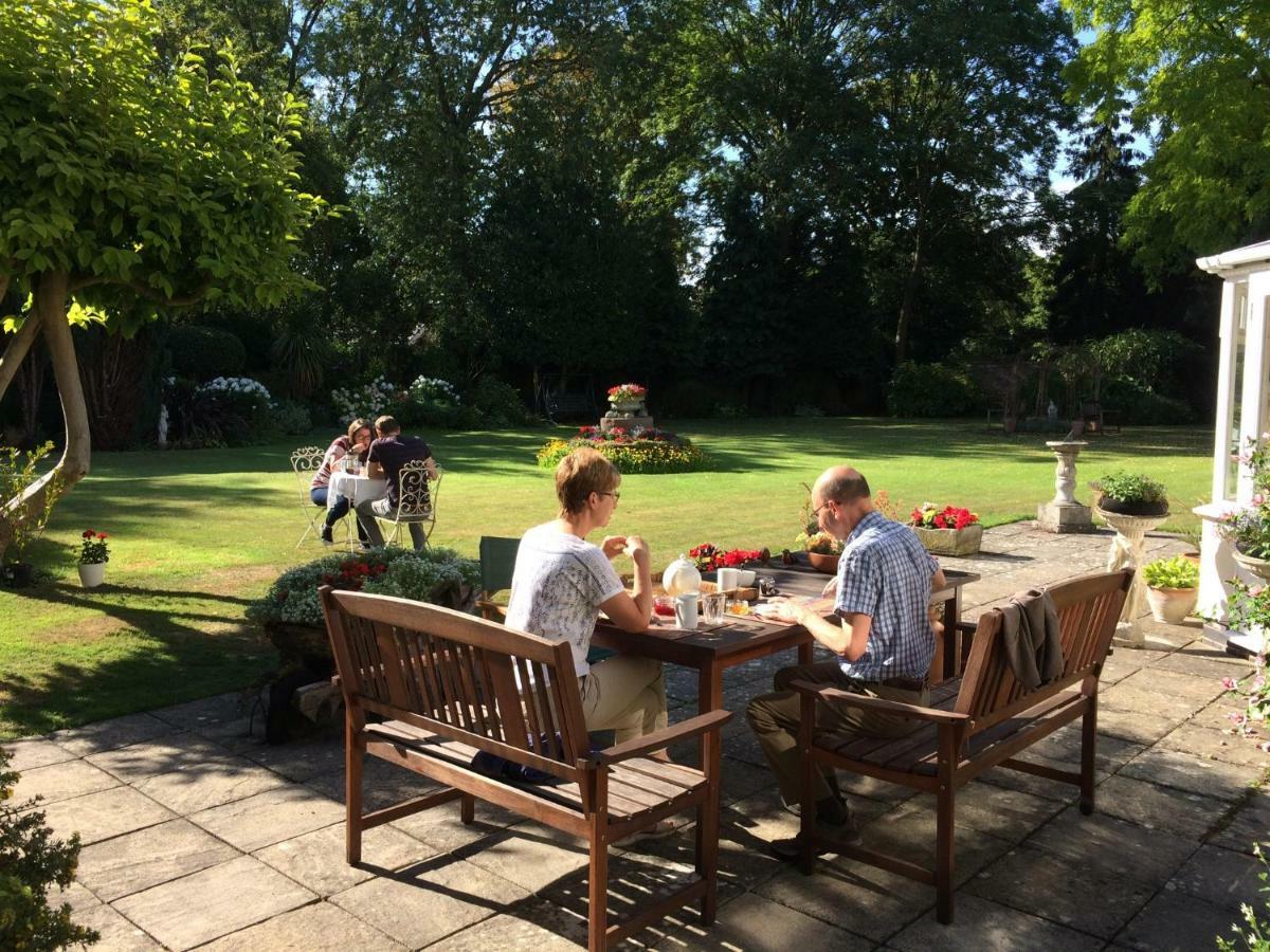 Little Manor Bed & Breakfast