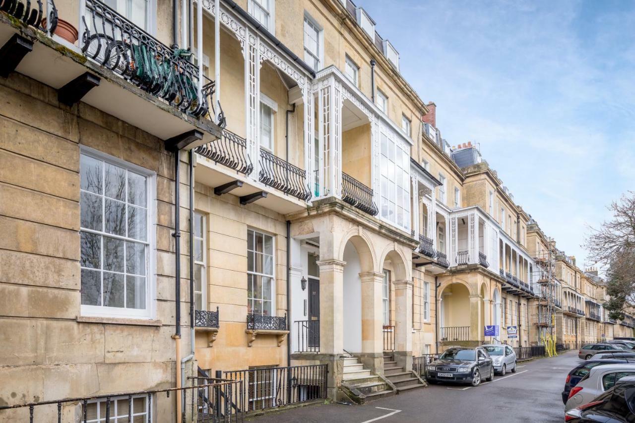 Stunning Apartment Cheltenham