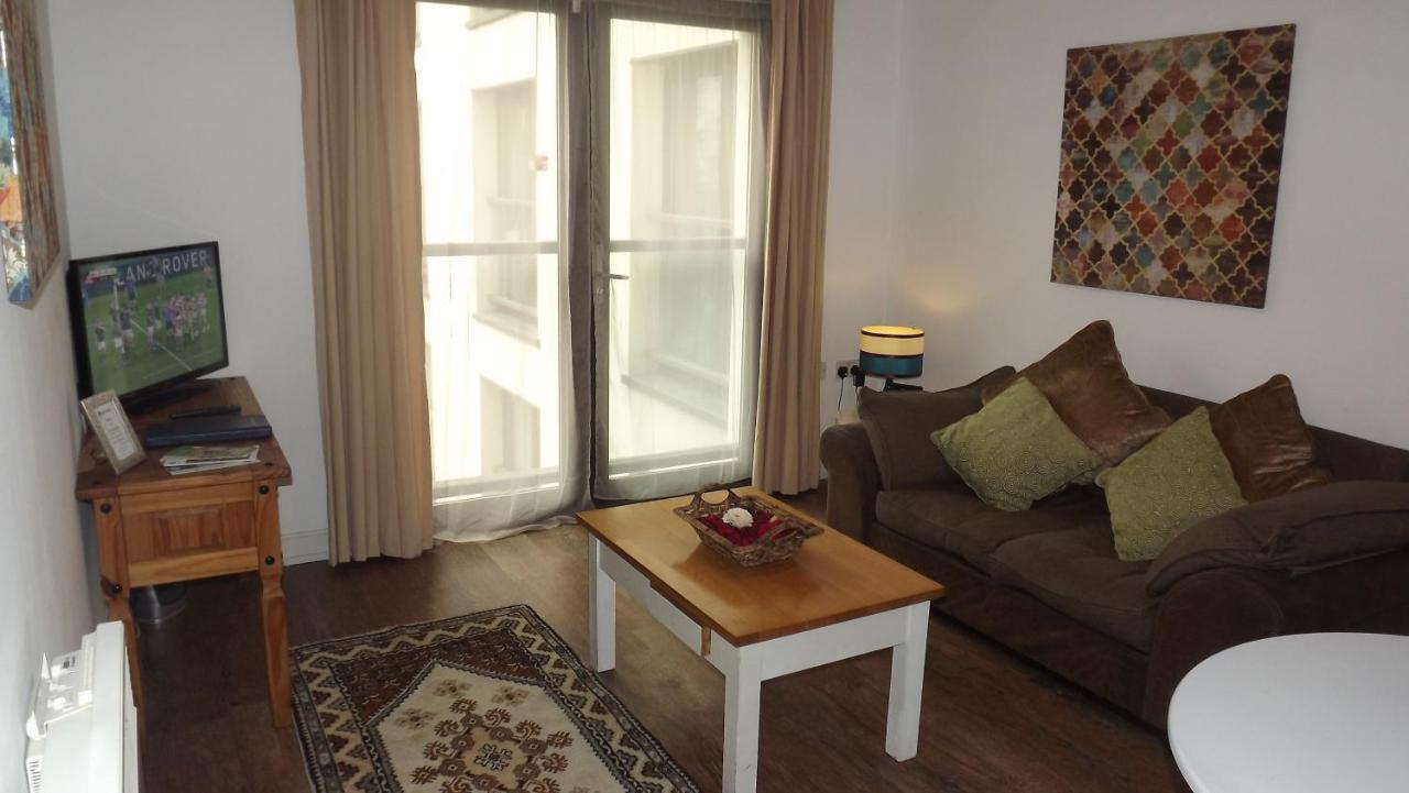St James Walk Apartment *