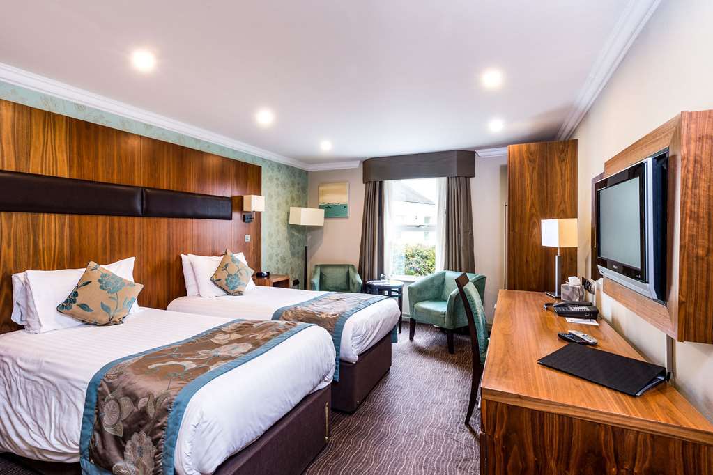 Hotel Ramada By Wyndham Cheltenham 3*