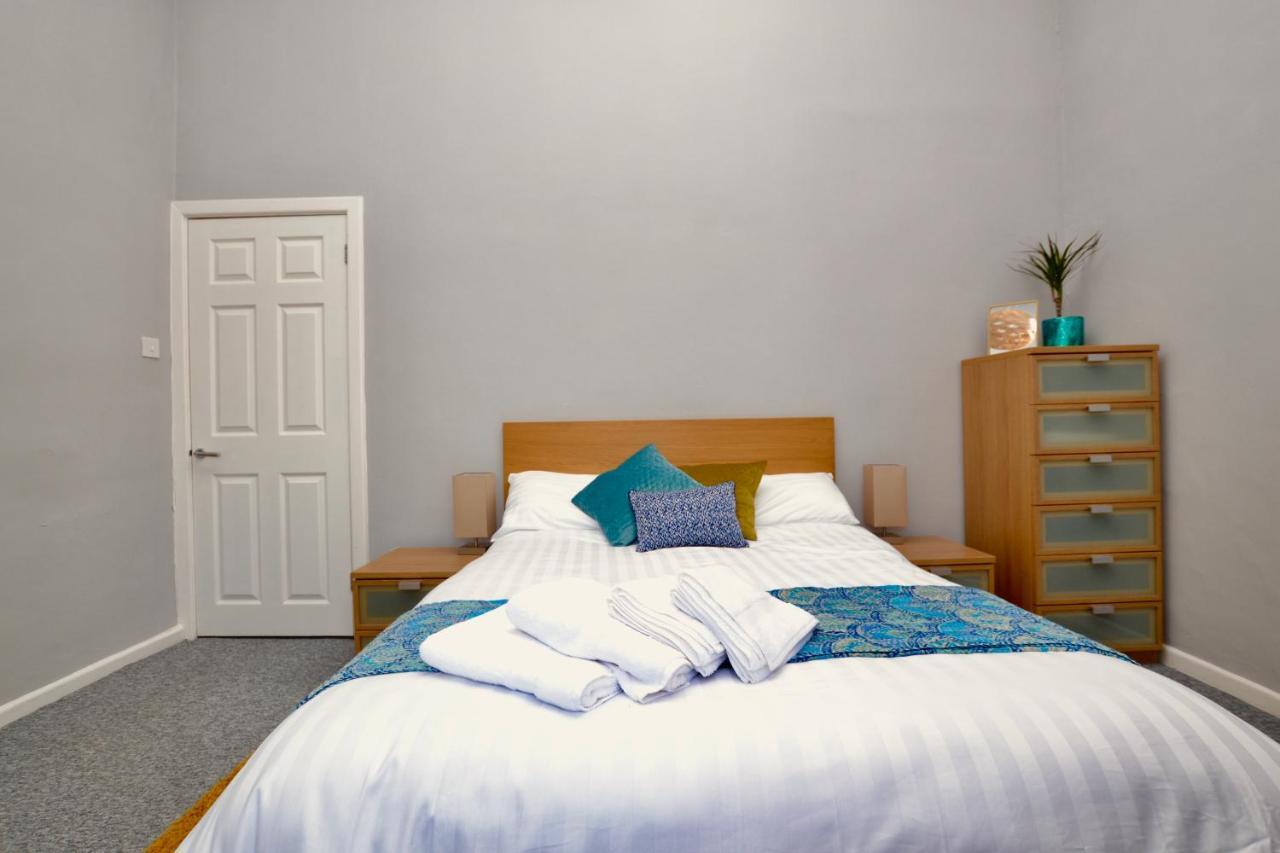 Perfect Location For Racecourse And Town Centre * Cheltenham