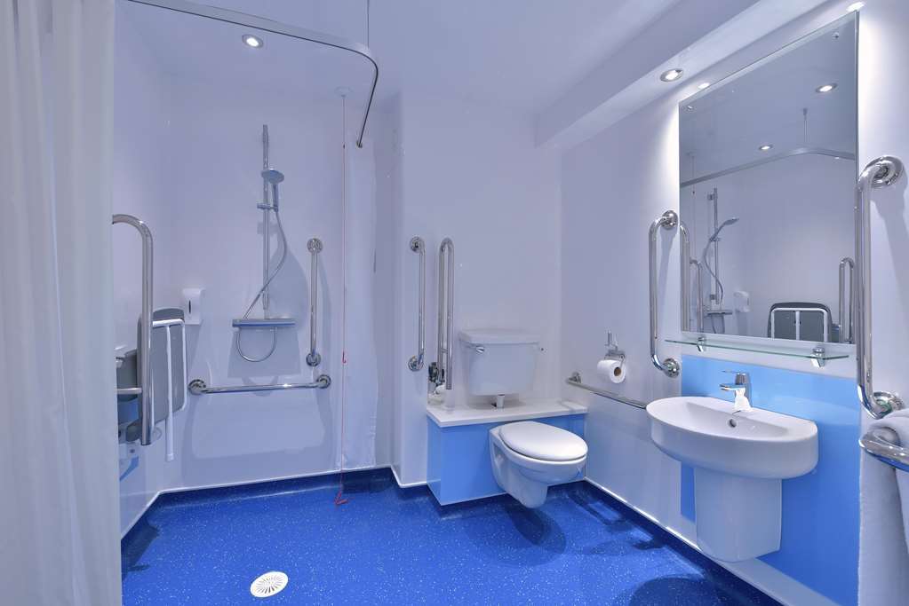 Hotel Travelodge Cheltenham