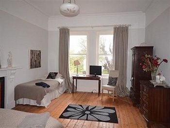 Longworth 3* Cheltenham
