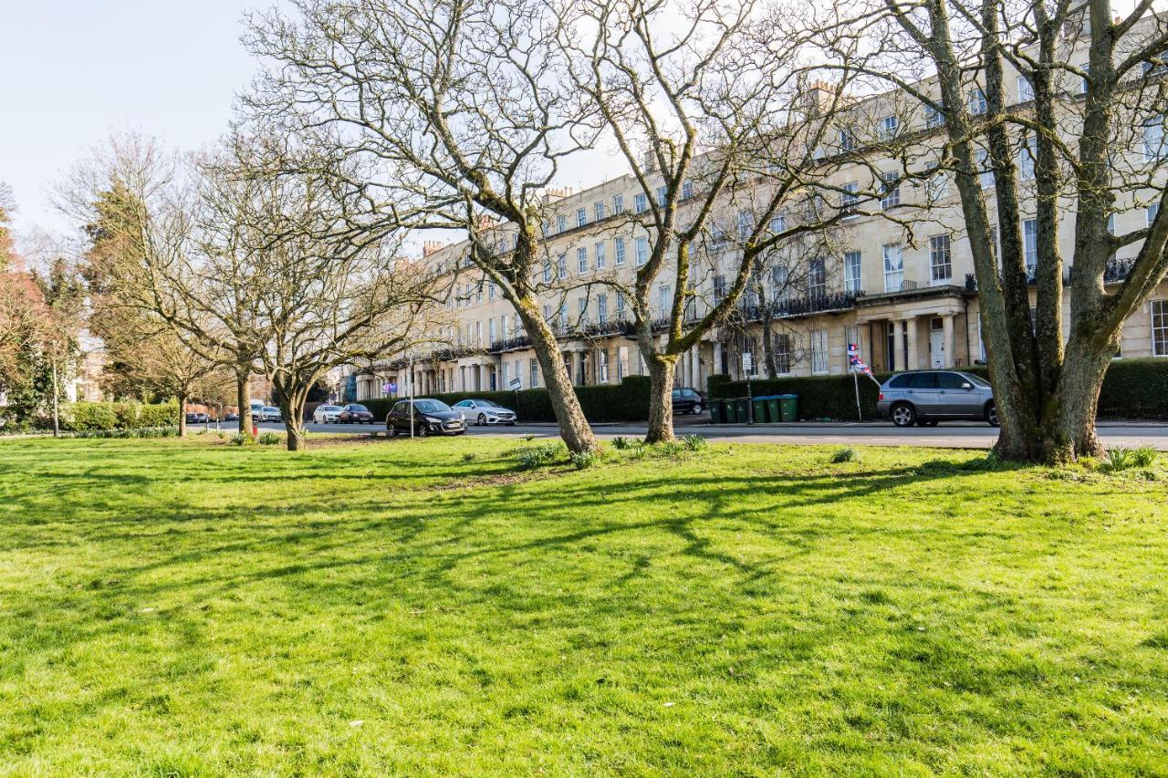 Apartment Luxury - 18 Lansdown Crescent *