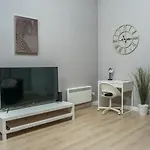 Auburn Willow Luxury Apartment Cheltenham