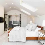Exceptional, Boutique Retreat Bath Road Cheltenham