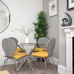 St George\'S Place - Fab Cheltenham Town House