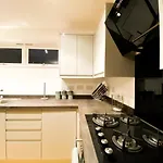 Suitely - Albion Place
