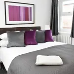 St Georges Apartments, Self Contained Units