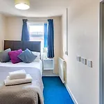 St Georges Apartments, Self Contained Units