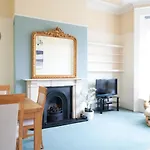 Central Cheltenham, Regency Apartment With Parking, Cavalier Suite - Sleeps 6