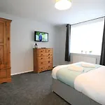 Central Serviced Apartments By Roomsbooked