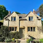 Charming 2 Bedroom Cottage In Compton Abdale, Cheltenham