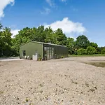 Thatchers Barn