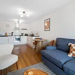 Central 1 Bd + Sofa Bed In The Heart Of Cheltenham!