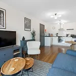 Central 1 Bd + Sofa Bed In The Heart Of Cheltenham!
