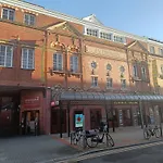 Rooms On The Prom