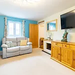 The Racecourse Retreat