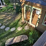 Cheltenham Studio Apartment