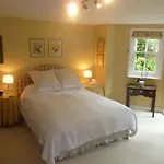 Laurel House