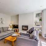 Luxury Apartments - 22 Garden Flat