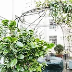 Luxury Apartments - Marlborough