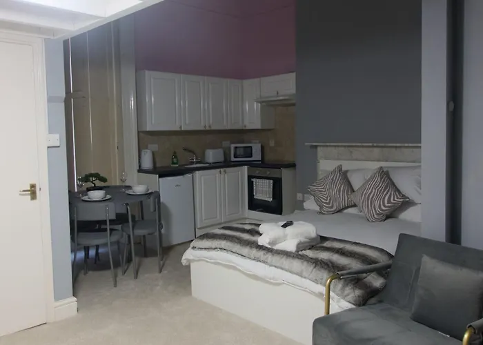 Studio Apartment - The Pearl