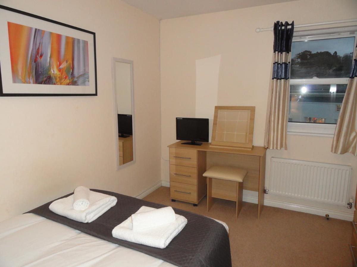 Redmarley House By Cliftonvalley Holiday home Cheltenham