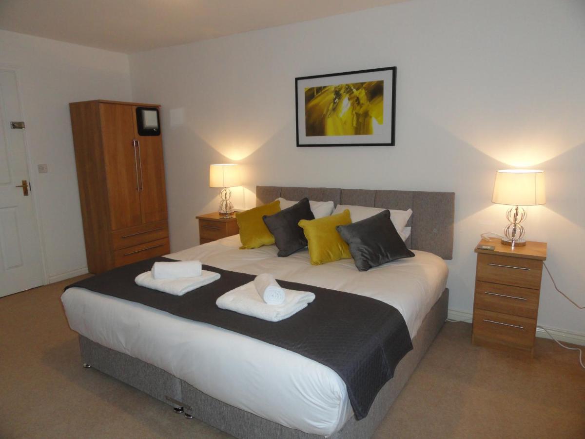 Redmarley House By Cliftonvalley * Cheltenham