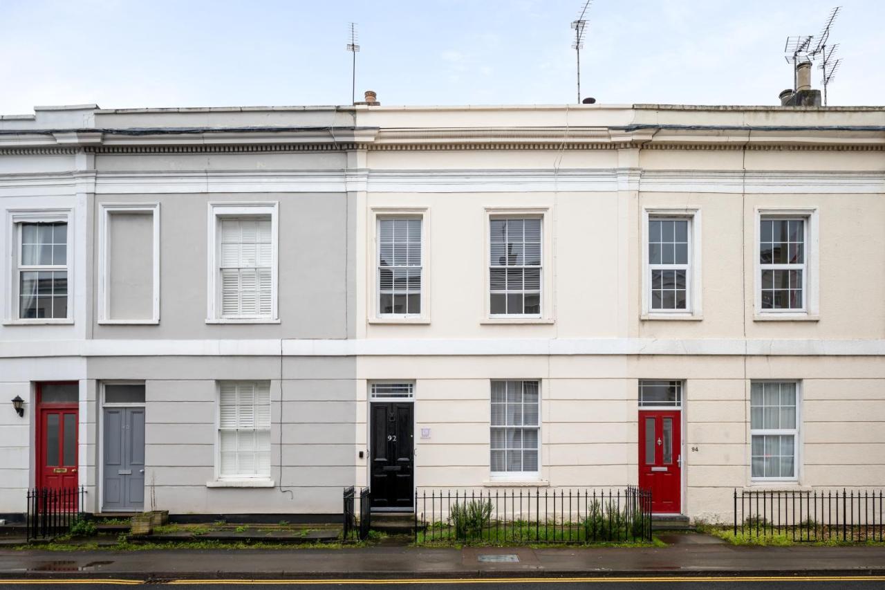 St George's Place - Fab Town House Holiday home *