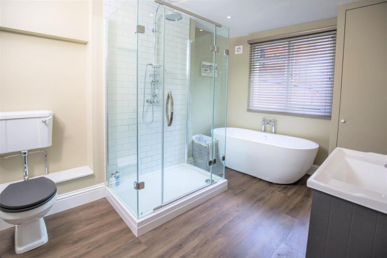 Elizabeth House 1 - By Luxury Apartment *