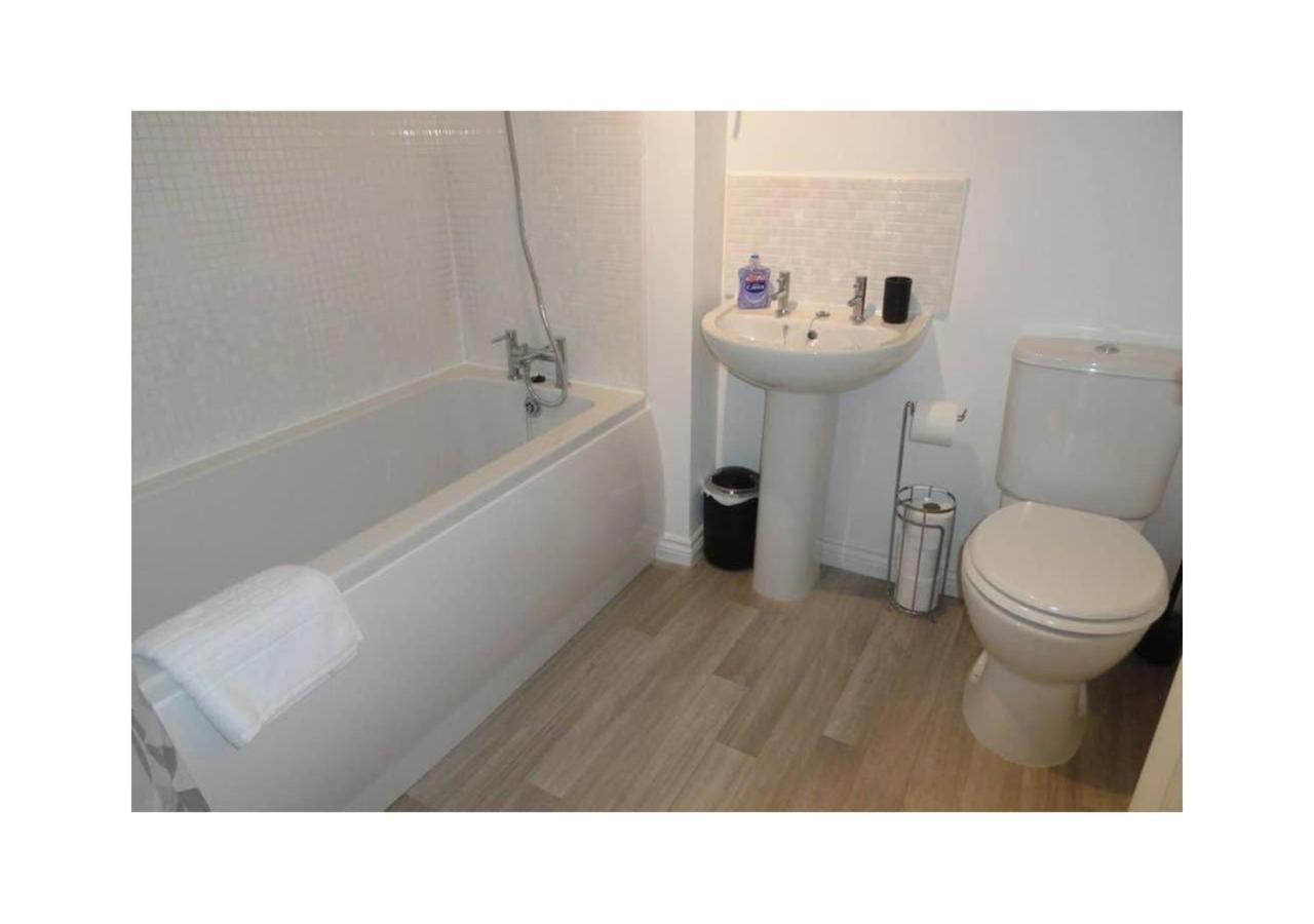 Redmarley House By Cliftonvalley Holiday home *