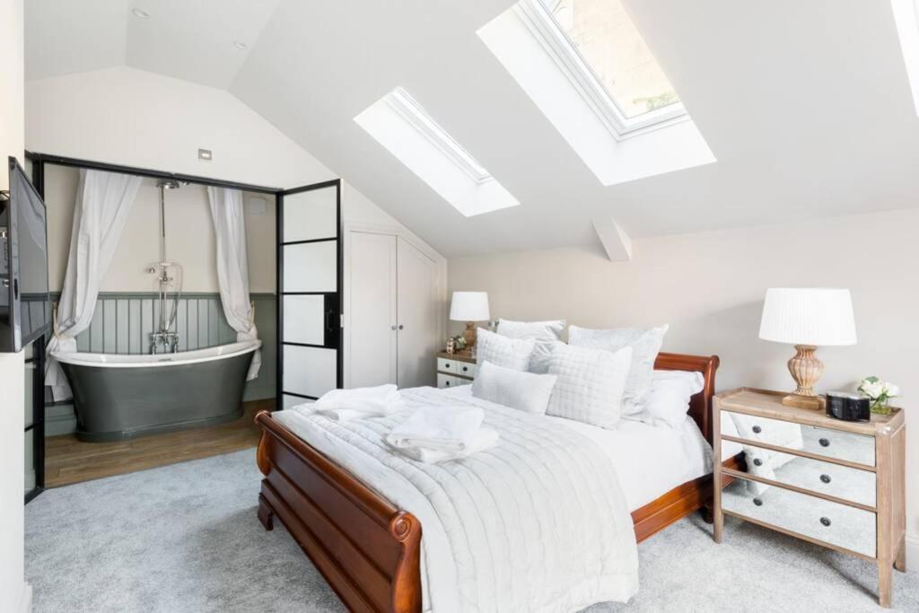 Exceptional, Boutique Retreat Bath Road *