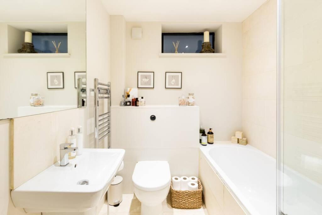 Exceptional, Boutique Retreat Bath Road Cheltenham