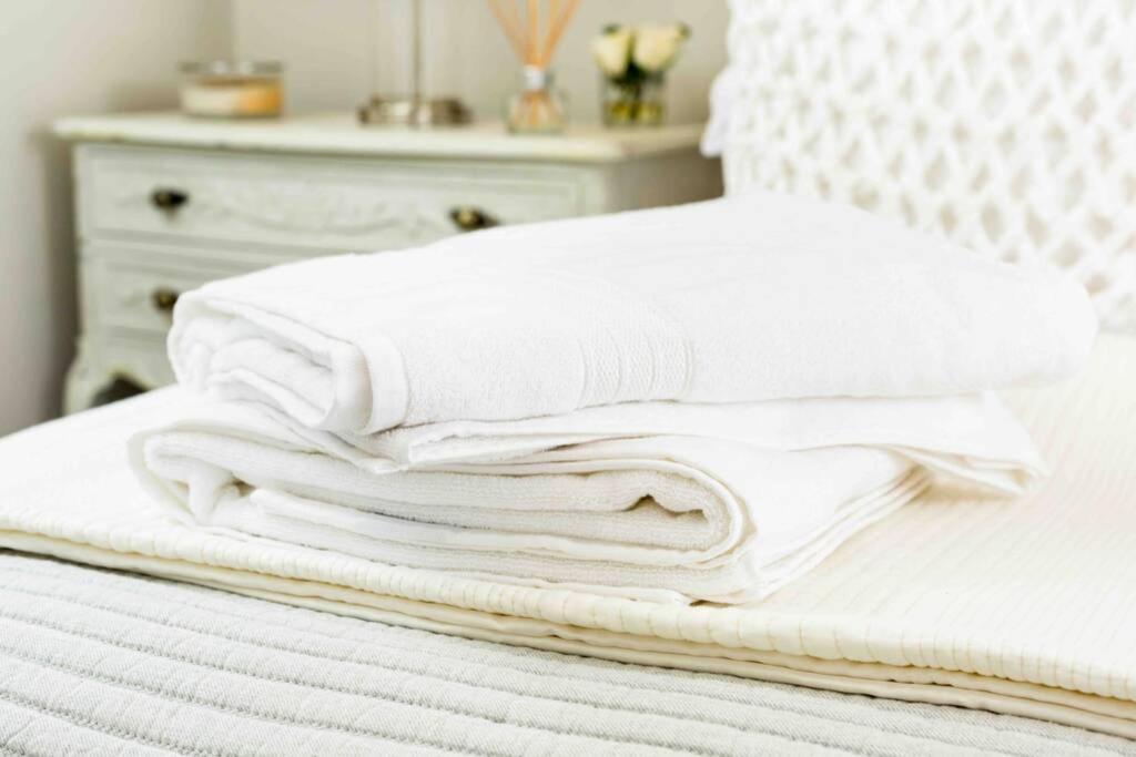 Holiday home Exceptional, Boutique Retreat Bath Road Cheltenham